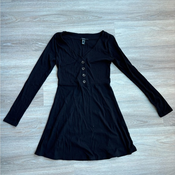 Forever 21 Black Long Sleeve V Neck Mini Dress. Size M. - Picture 6 of 8